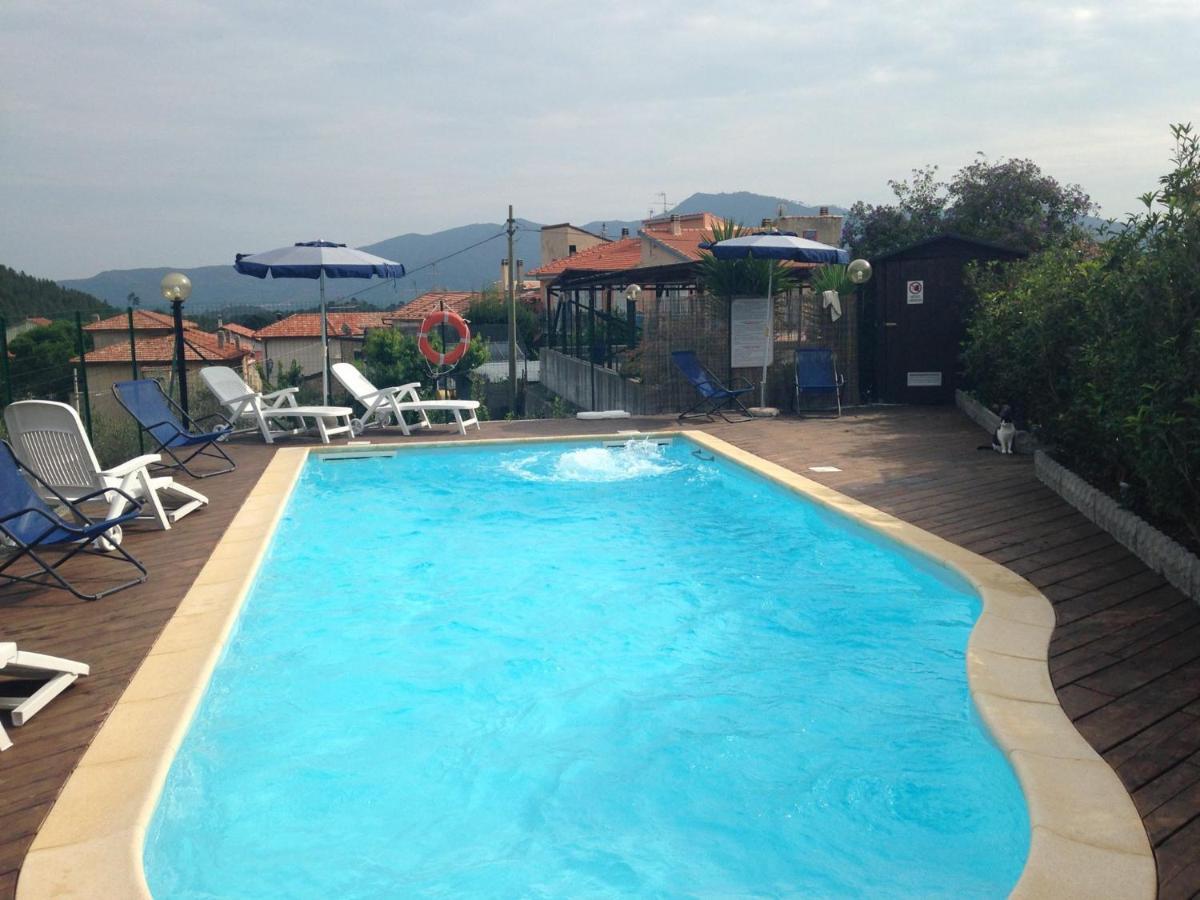 Cisano sul NevaGli Angeli Agriturismo别墅 外观 照片