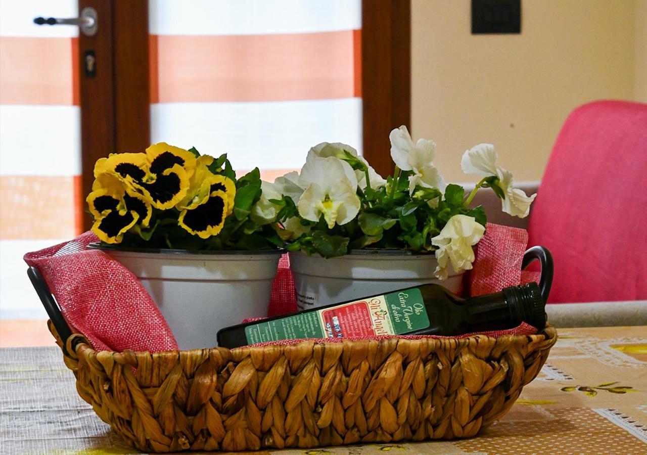 Cisano sul NevaGli Angeli Agriturismo别墅 外观 照片